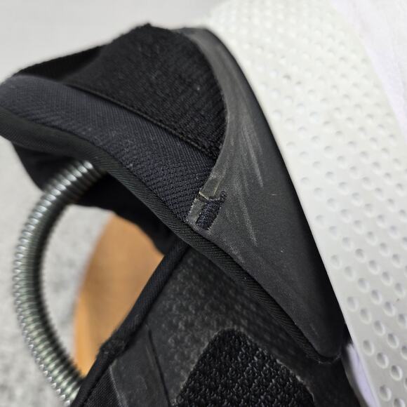 Nike Go FlyEase Easy Slip On Black White Hands Free Daily Sneaker Womens 9.5 - Picture 9 of 15